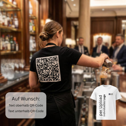junge Bedienung trägt LiveQR Control Shirt 